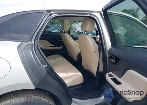 2017 Jaguar F-Pace 35T Premium z USA, uszkodzony, nr VIN SADCJ2BV6HA881652